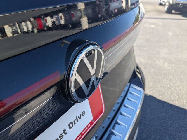 2025 Volkswagen Taos S