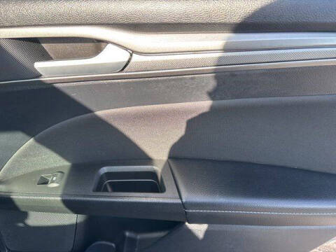 2020 Ford Fusion Hybrid SE