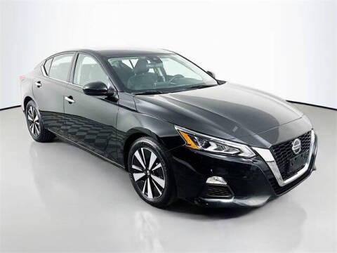 2021 Nissan Altima for sale at ANYONERIDES.COM in Kingsville MD