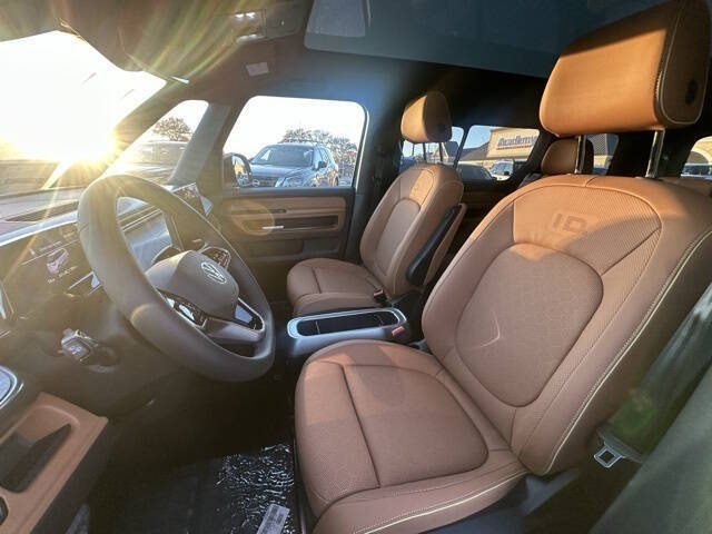 2025 Volkswagen ID. Buzz Pro S Plus 4Motion