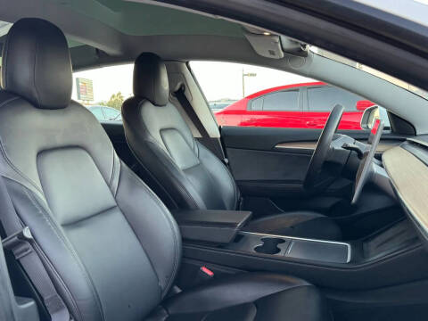 2021 Tesla Model 3 Standard Range Plus