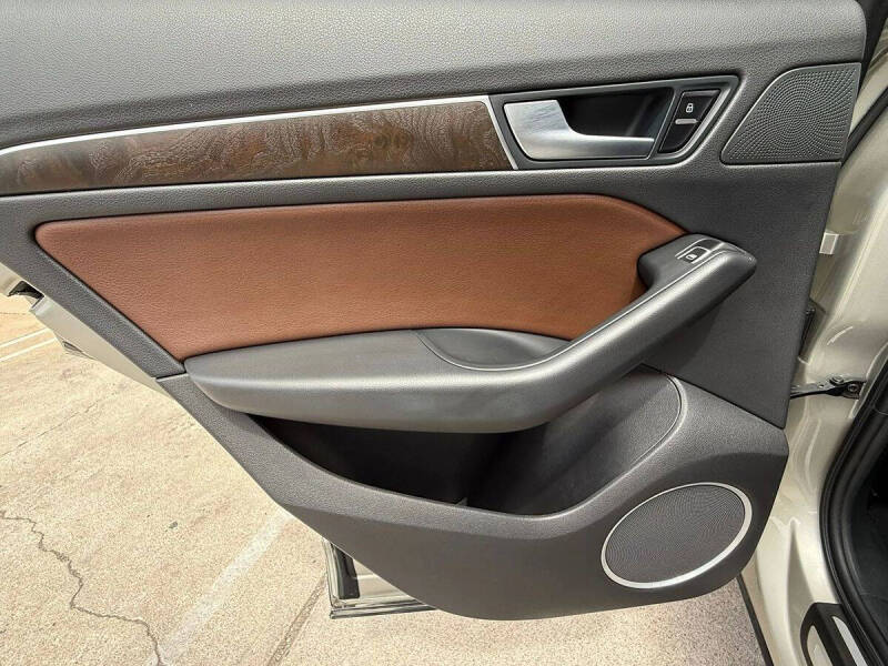 2017 Audi Q5 2.0T quattro Premium Plus