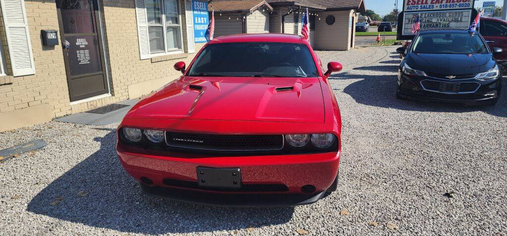 2013 Dodge Challenger for sale at ESELL AUTO SALES in Cahokia, IL