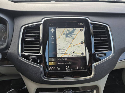 2016 Volvo XC90 T6 Momentum