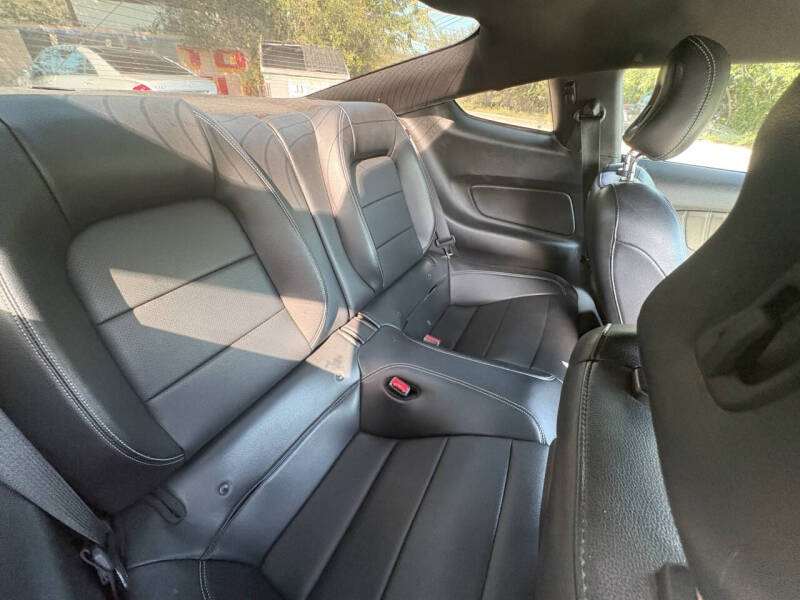 2015 Ford Mustang EcoBoost Premium