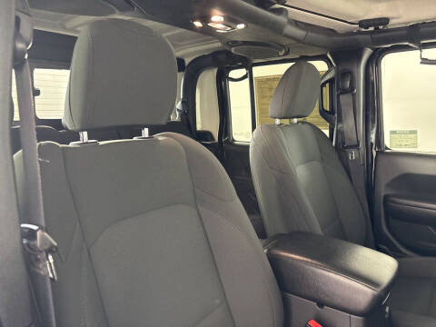 2022 Jeep Gladiator Altitude