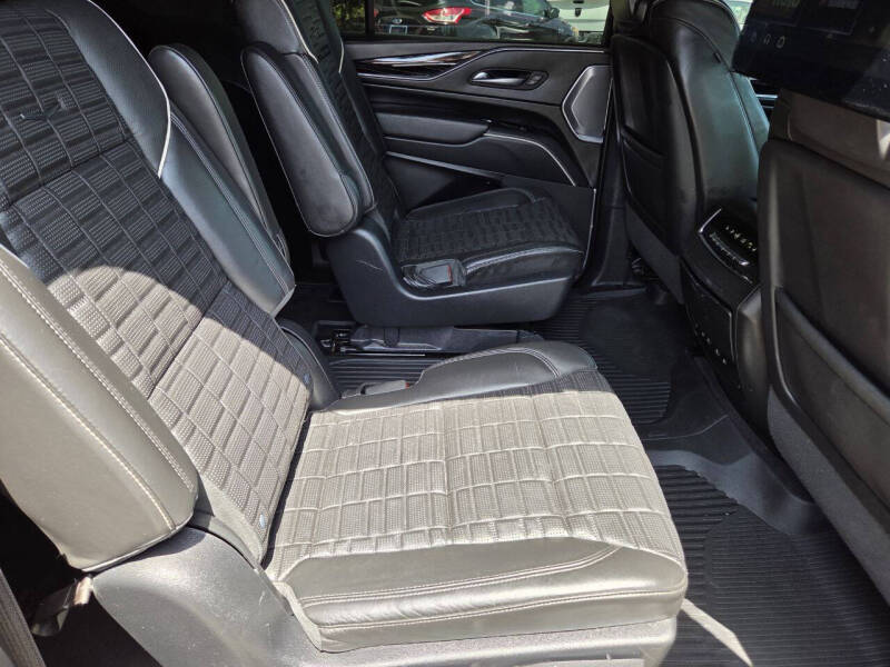 2023 Cadillac Escalade-V ESV
