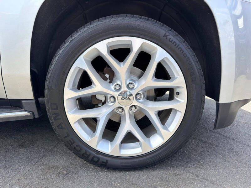 2018 GMC Yukon XL SLT