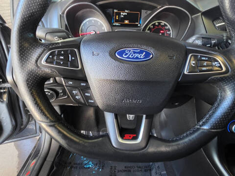 2018 Ford Focus ST