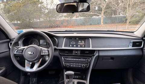 2019 Kia Optima LX
