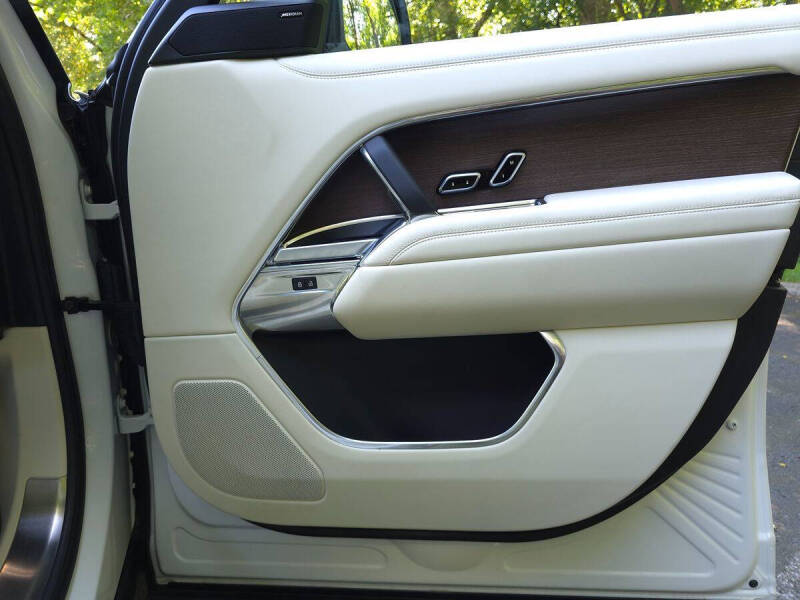 2023 Land Rover Range Rover P400 SE