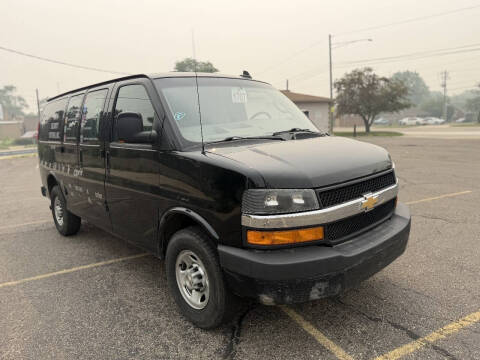 2023 Chevrolet Express 2500