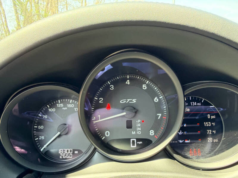 2023 Porsche Macan GTS