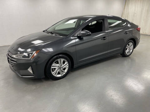 2020 Hyundai Elantra for sale at Kerns Ford Lincoln in Celina OH