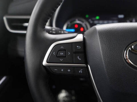 2024 Toyota Highlander Hybrid XLE