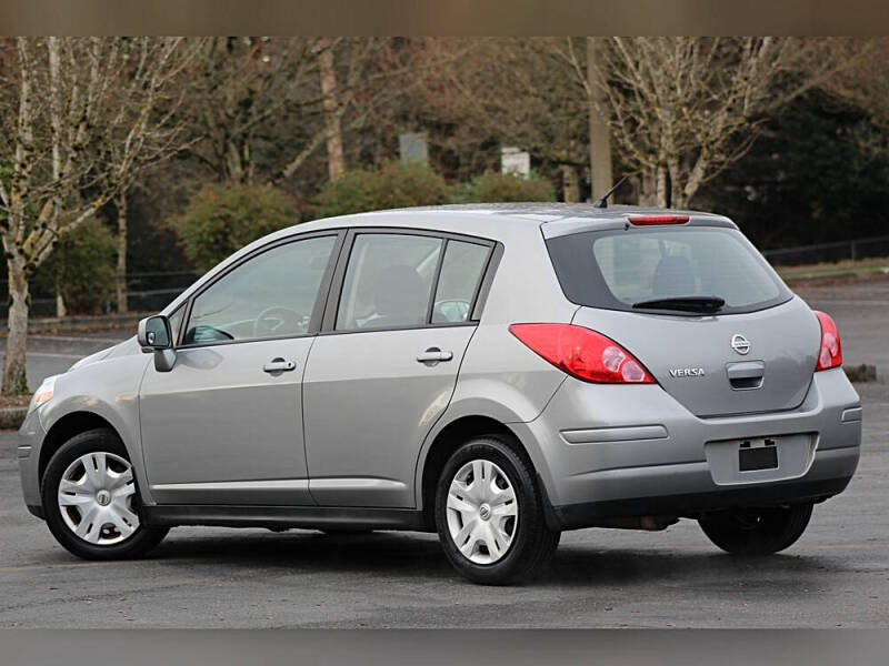 2012 Nissan Versa 1.8 S