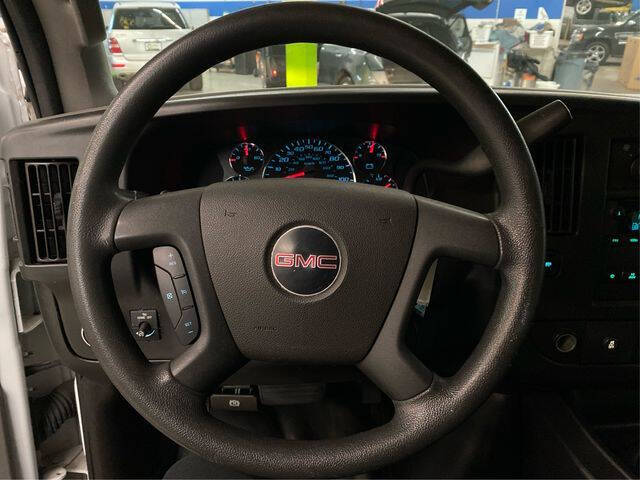 2019 GMC Savana 2500