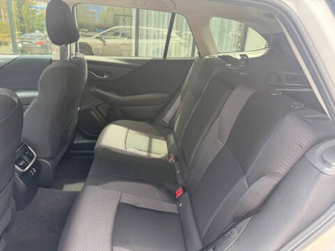2024 Subaru Outback Premium