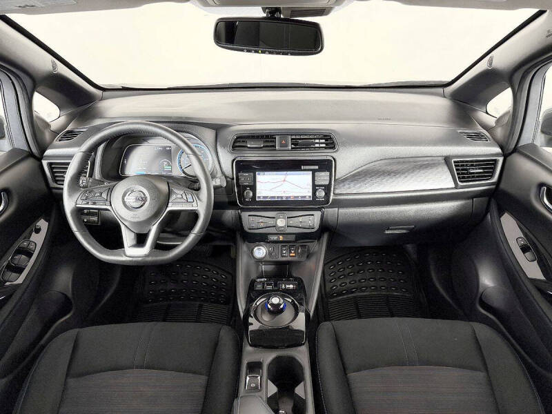 2019 Nissan LEAF SV