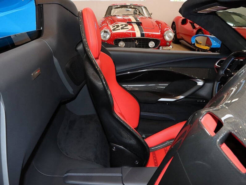 2024 Ferrari 296 GTS