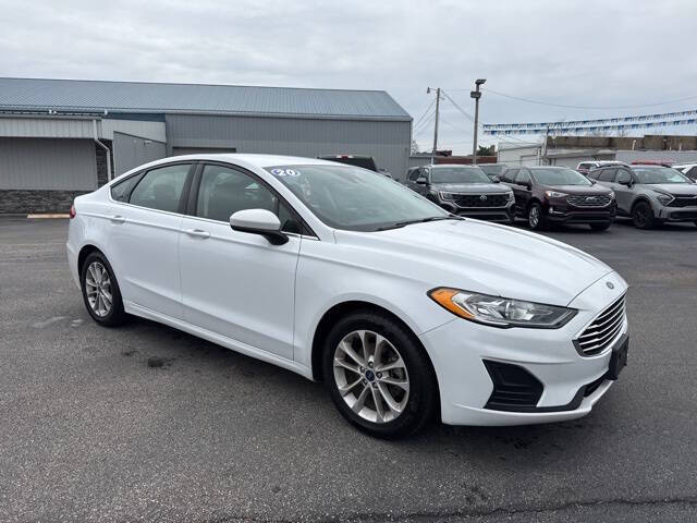 2020 Ford Fusion SE