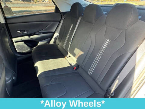 2022 Hyundai Elantra