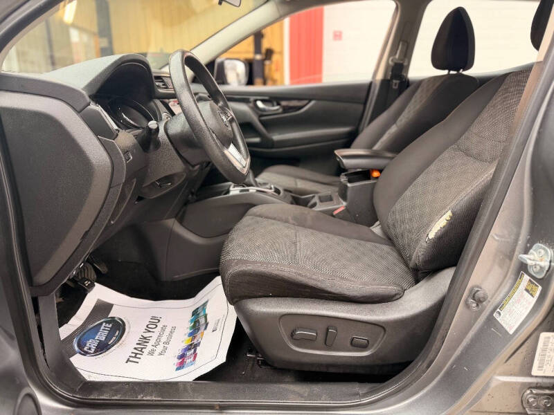 2017 Nissan Rogue Sport SV