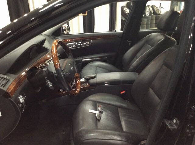 2011 Mercedes-Benz S-Class S 550 4MATIC