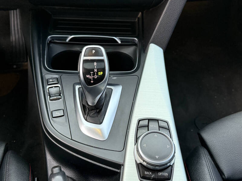 2017 BMW 3 Series 330i