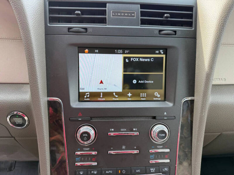 2016 Lincoln Navigator Select