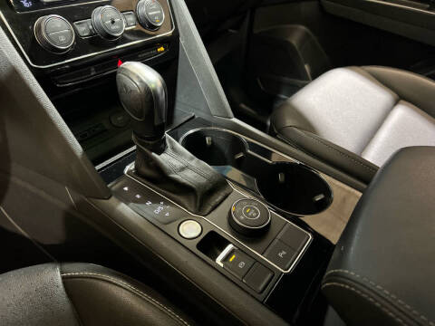 2020 Volkswagen Atlas Cross Sport V6 SEL R-Line 4Motion