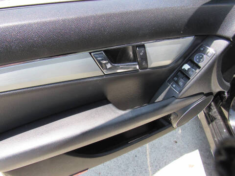 2010 Mercedes-Benz C-Class C 300 Luxury