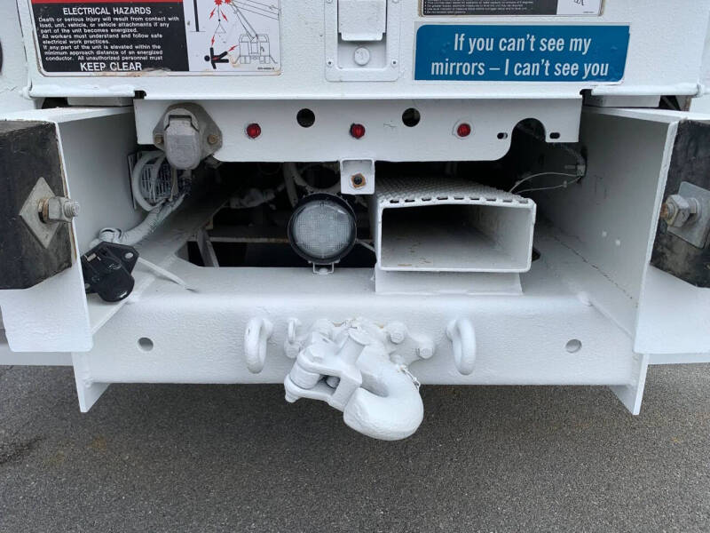 2016 Freightliner M2 106