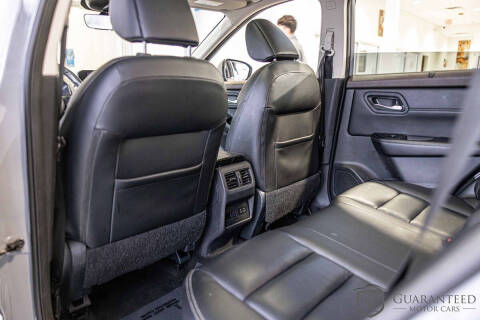 2022 Nissan Rogue SL