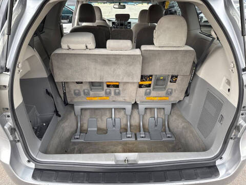 2012 Toyota Sienna