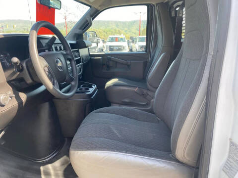 2021 Chevrolet Express 2500