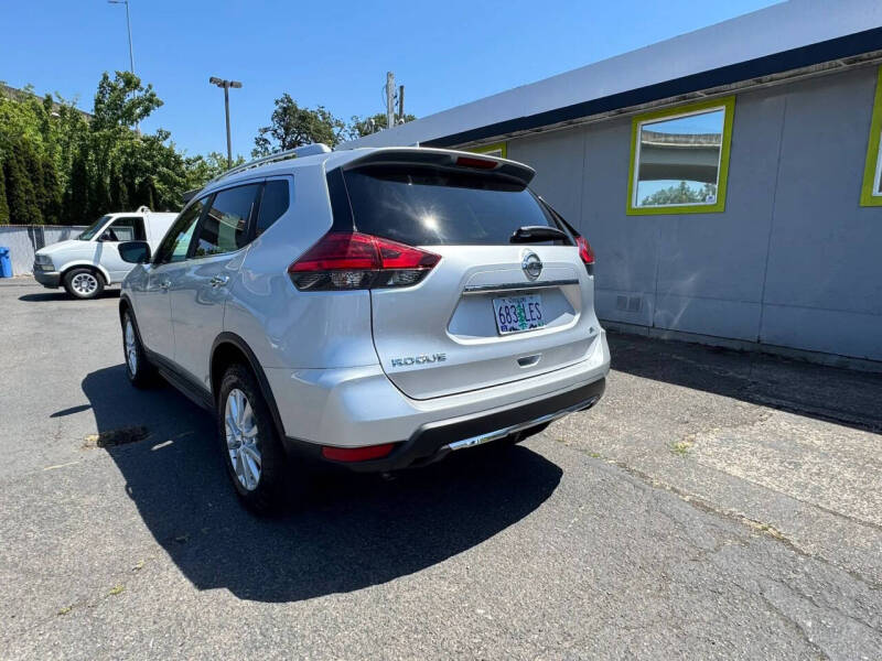 2017 Nissan Rogue