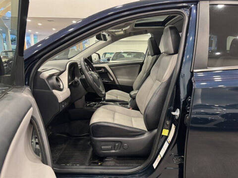 2017 Toyota RAV4 Hybrid Limited