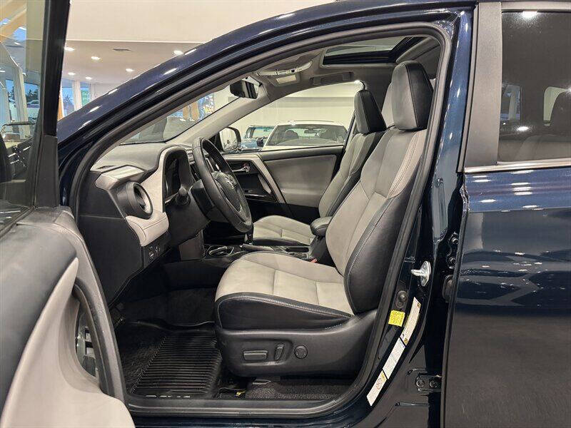 2017 Toyota RAV4 Hybrid Limited