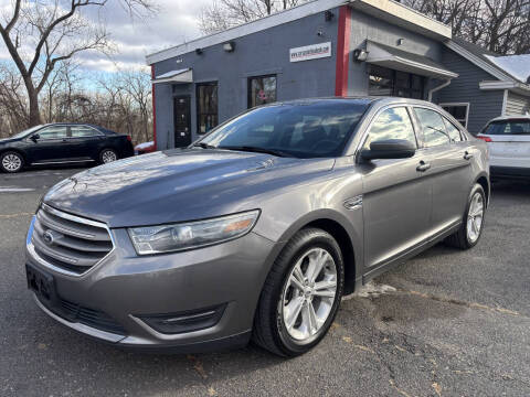 2014 Ford Taurus SEL