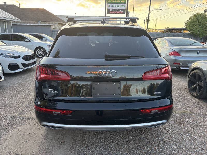 2020 Audi Q5 quattro Premium 45 TFSI
