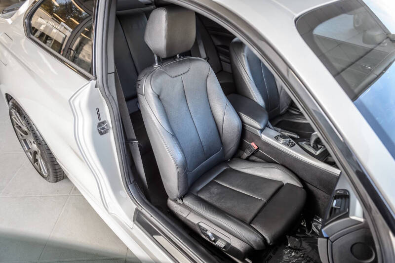 2016 BMW 2 Series M235i