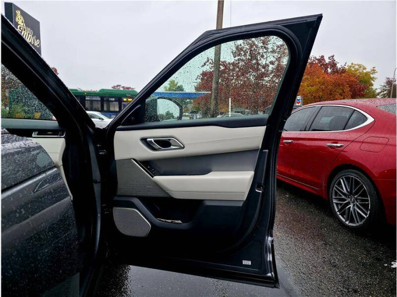 2019 Land Rover Range Rover Velar P380 R-Dynamic HSE