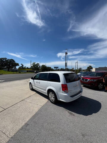 2016 Dodge Grand Caravan SE
