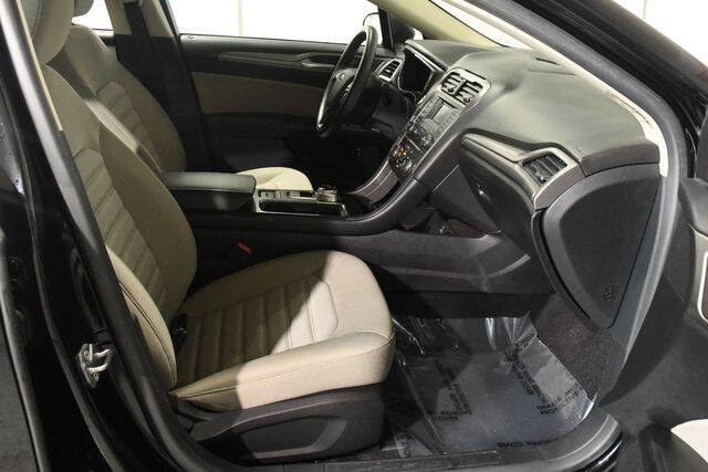 2017 Ford Fusion Hybrid S