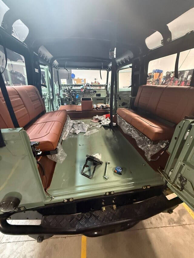 1999 Land Rover Defender 30