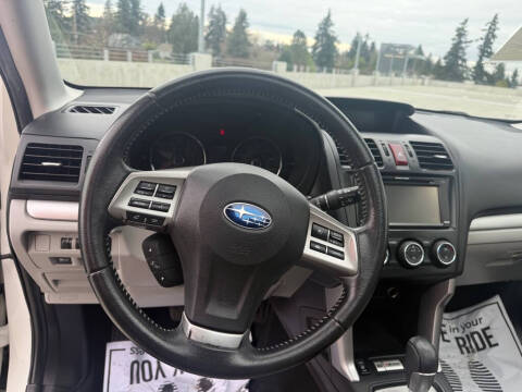 2014 Subaru Forester 2.5i Touring