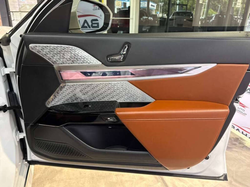 2024 BMW i7 eDrive50