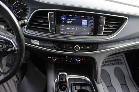 2021 Buick Enclave Essence