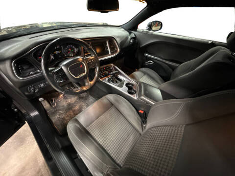 2017 Dodge Challenger SXT